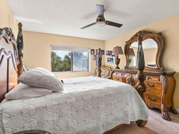 3178 Via Poinciana 315, Lake Worth FL 33467