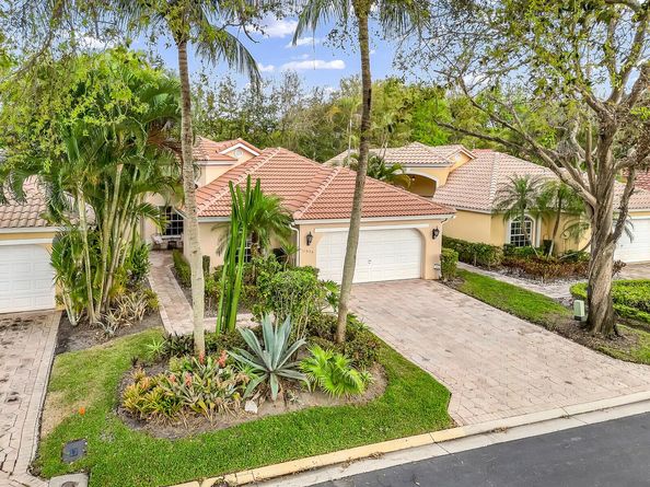 11074 Springbrook Circle, Boynton Beach FL 33437