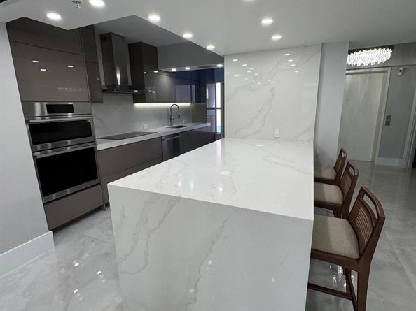 2051 SE 3rd St 406, Deerfield Beach FL 33441