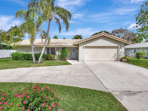 625 Sunshine Drive, Delray Beach FL 33444