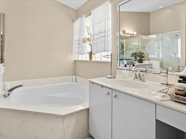 6358 Westchester Club Dr, Boynton Beach FL 33437
