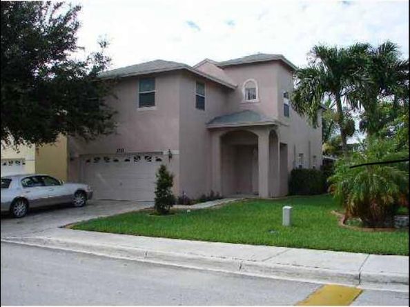3711 NW 23rd Place, Coconut Creek FL 33066