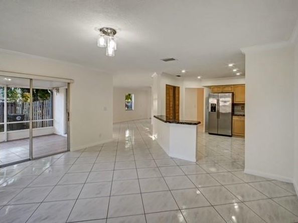 3711 NW 23rd Place, Coconut Creek FL 33066