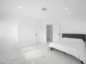 19930 NE 20th Ct, Miami FL 33179