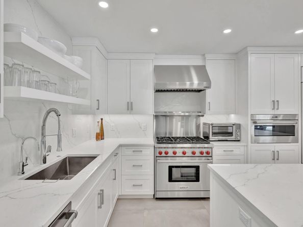 41 S Compass Dr, Fort Lauderdale FL 33308