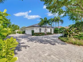 41 S Compass Dr, Fort Lauderdale FL 33308