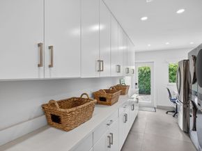 41 S Compass Dr, Fort Lauderdale FL 33308