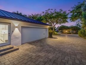 41 S Compass Dr, Fort Lauderdale FL 33308