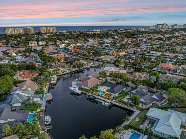 41 S Compass Dr, Fort Lauderdale FL 33308