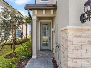 2150 Appleton Circle N, Oakland Park FL 33309