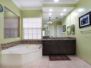 8715 NW 41st St, Cooper City FL 33024