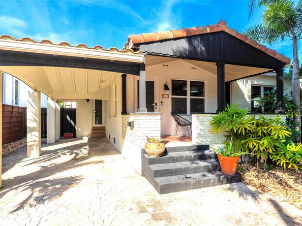 1617 NE 3rd Ct, Fort Lauderdale FL 33301