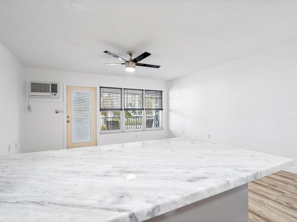 1110 N Riverside Dr 20, Pompano Beach FL 33062
