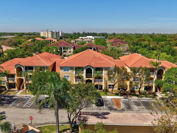 5550 NW 61st Street 516, Coconut Creek FL 33073