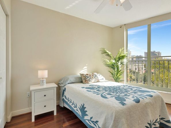 610 Clematis St 412, West Palm Beach FL 33401