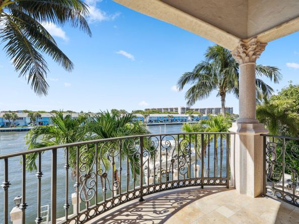 4216 Intracoastal Drive, Highland Beach FL 33487