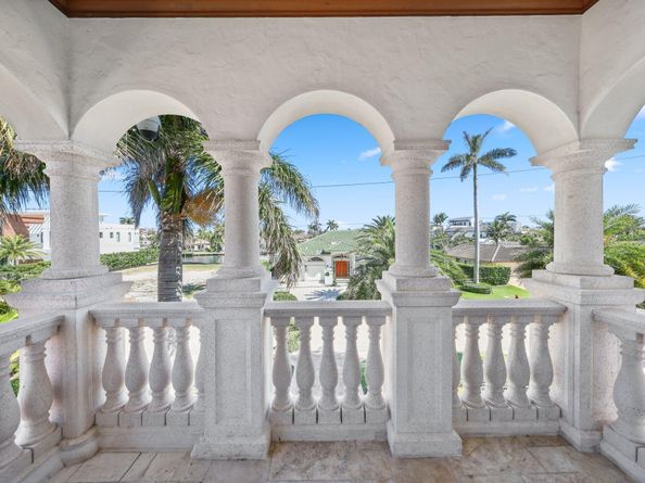 4216 Intracoastal Drive, Highland Beach FL 33487