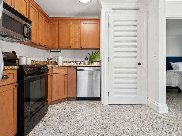441 34th Street, West Palm Beach FL 33407