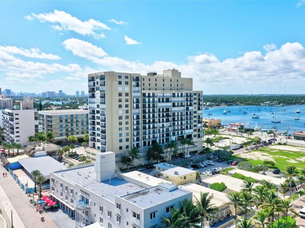 322 Buchanan St 1407, Hollywood FL 33019