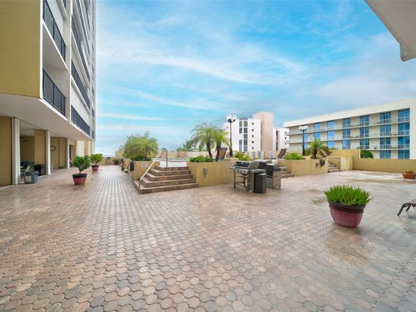 322 Buchanan St 1407, Hollywood FL 33019