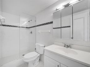 322 Buchanan St 1407, Hollywood FL 33019