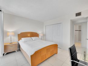 322 Buchanan St 1407, Hollywood FL 33019