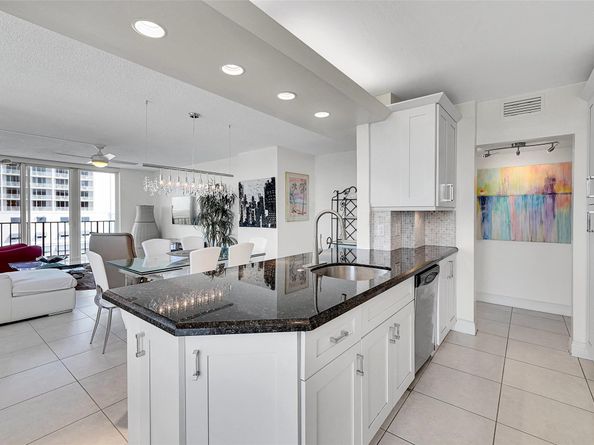 322 Buchanan St 1407, Hollywood FL 33019