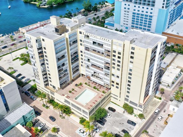 322 Buchanan St 1407, Hollywood FL 33019
