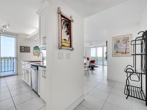 322 Buchanan St 1407, Hollywood FL 33019
