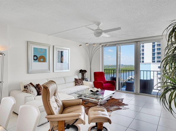 322 Buchanan St 1407, Hollywood FL 33019
