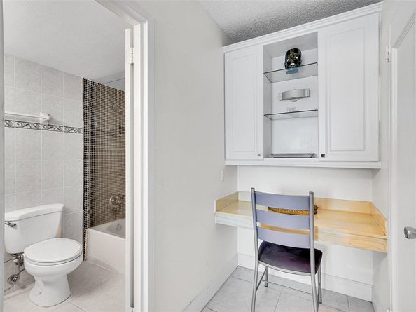 322 Buchanan St 1407, Hollywood FL 33019