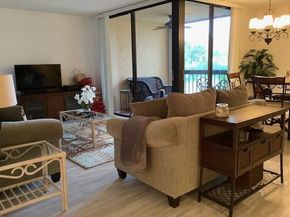 450 Egret Circle 9209, Delray Beach FL 33444