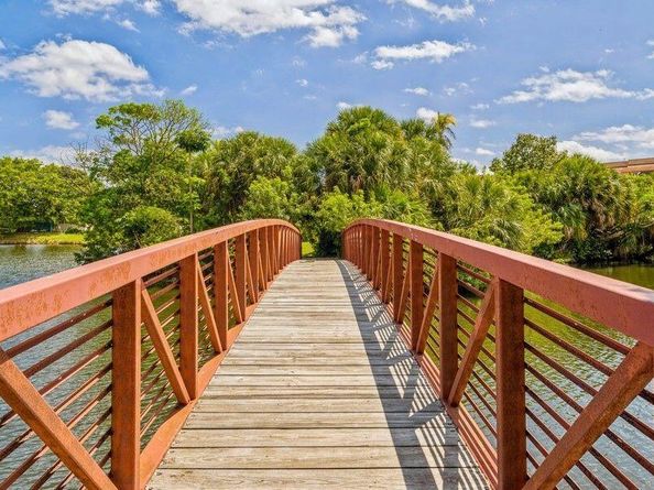450 Egret Circle 9209, Delray Beach FL 33444