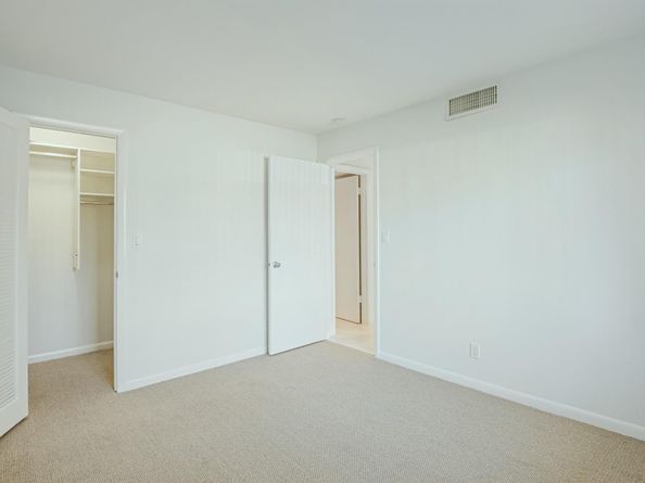 4489 Luxemburg Court Apt. 108, Lake Worth FL 33467