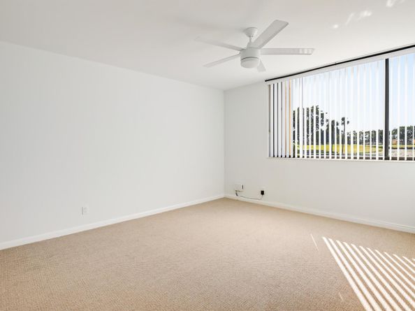4489 Luxemburg Court Apt. 108, Lake Worth FL 33467