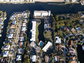 1511 SE 15th Ct 201, Deerfield Beach FL 33441