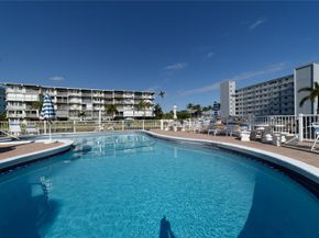1511 SE 15th Ct 201, Deerfield Beach FL 33441