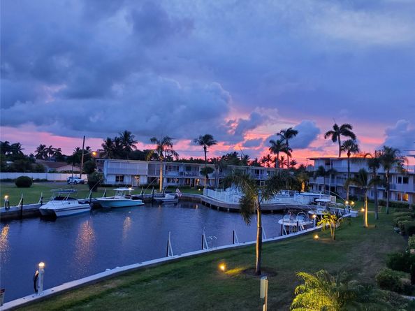 1511 SE 15th Ct 201, Deerfield Beach FL 33441