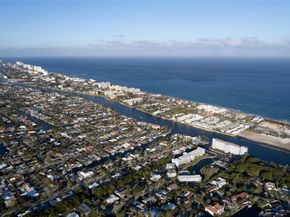 1511 SE 15th Ct 201, Deerfield Beach FL 33441