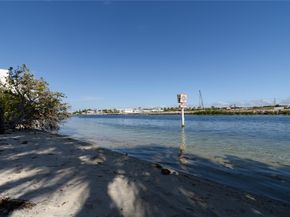 1511 SE 15th Ct 201, Deerfield Beach FL 33441