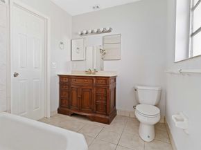 5532 SW 1st Street, Plantation FL 33317