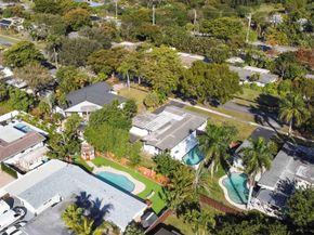 5532 SW 1st Street, Plantation FL 33317