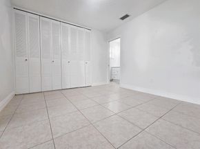 2886 Fernley Drive E 40, West Palm Beach FL 33415