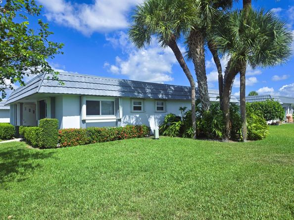 2886 Fernley Drive E 40, West Palm Beach FL 33415