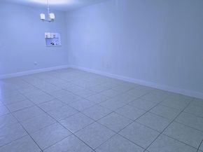 2886 Fernley Drive E 40, West Palm Beach FL 33415