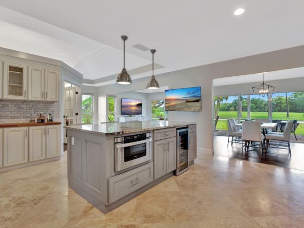 13708 Whispering Lakes Lane, West Palm Beach FL 33418