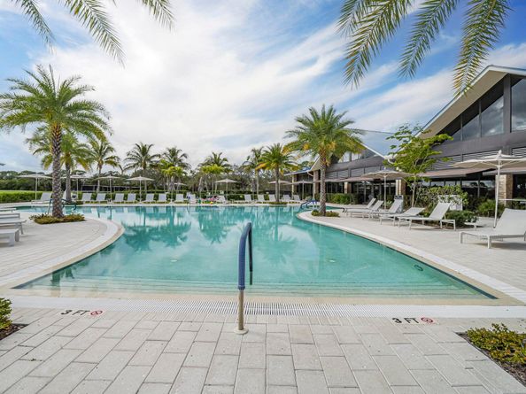 13708 Whispering Lakes Lane, West Palm Beach FL 33418