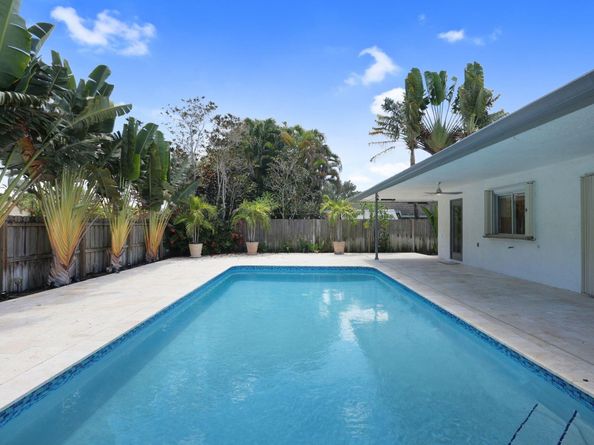 17634 Lake Park Road, Boca Raton FL 33487