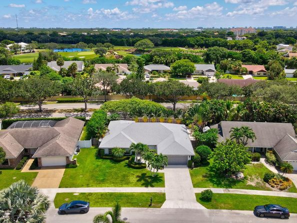 17634 Lake Park Road, Boca Raton FL 33487