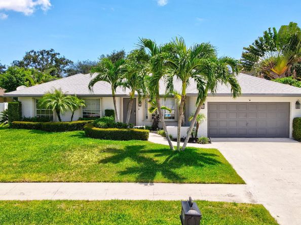 17634 Lake Park Road, Boca Raton FL 33487